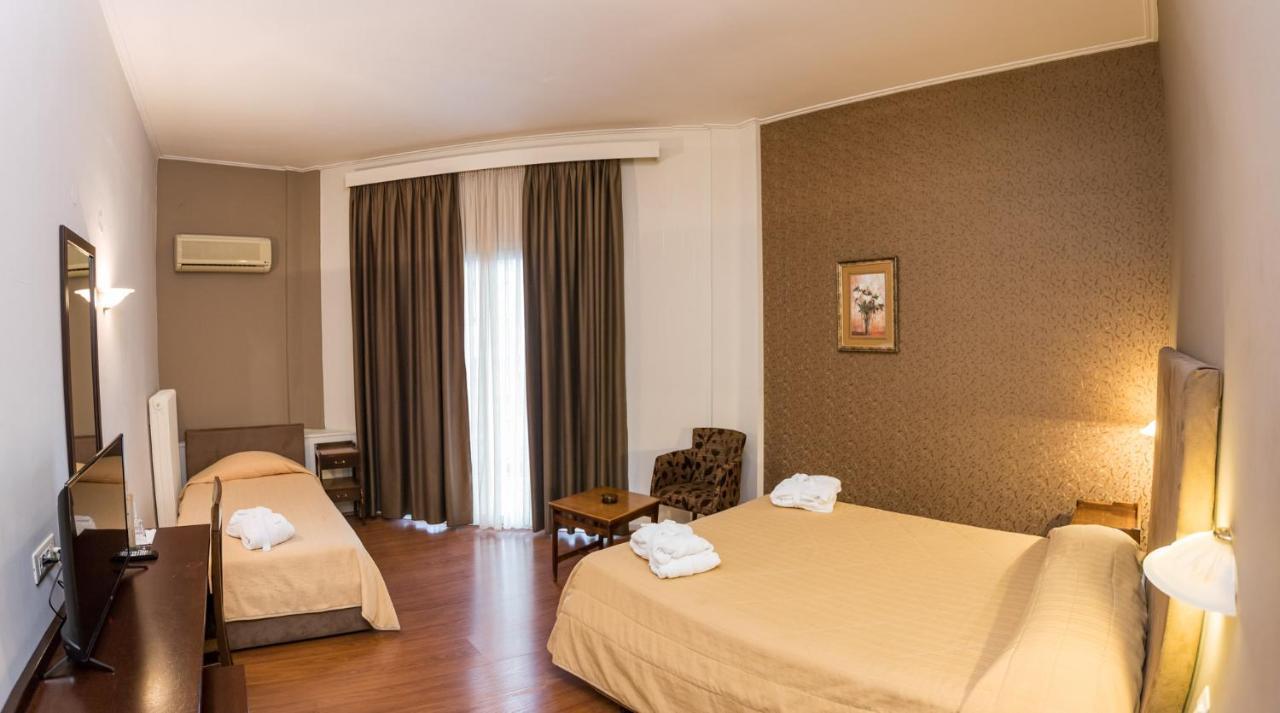 Achillion Hotel Tríkala エクステリア 写真