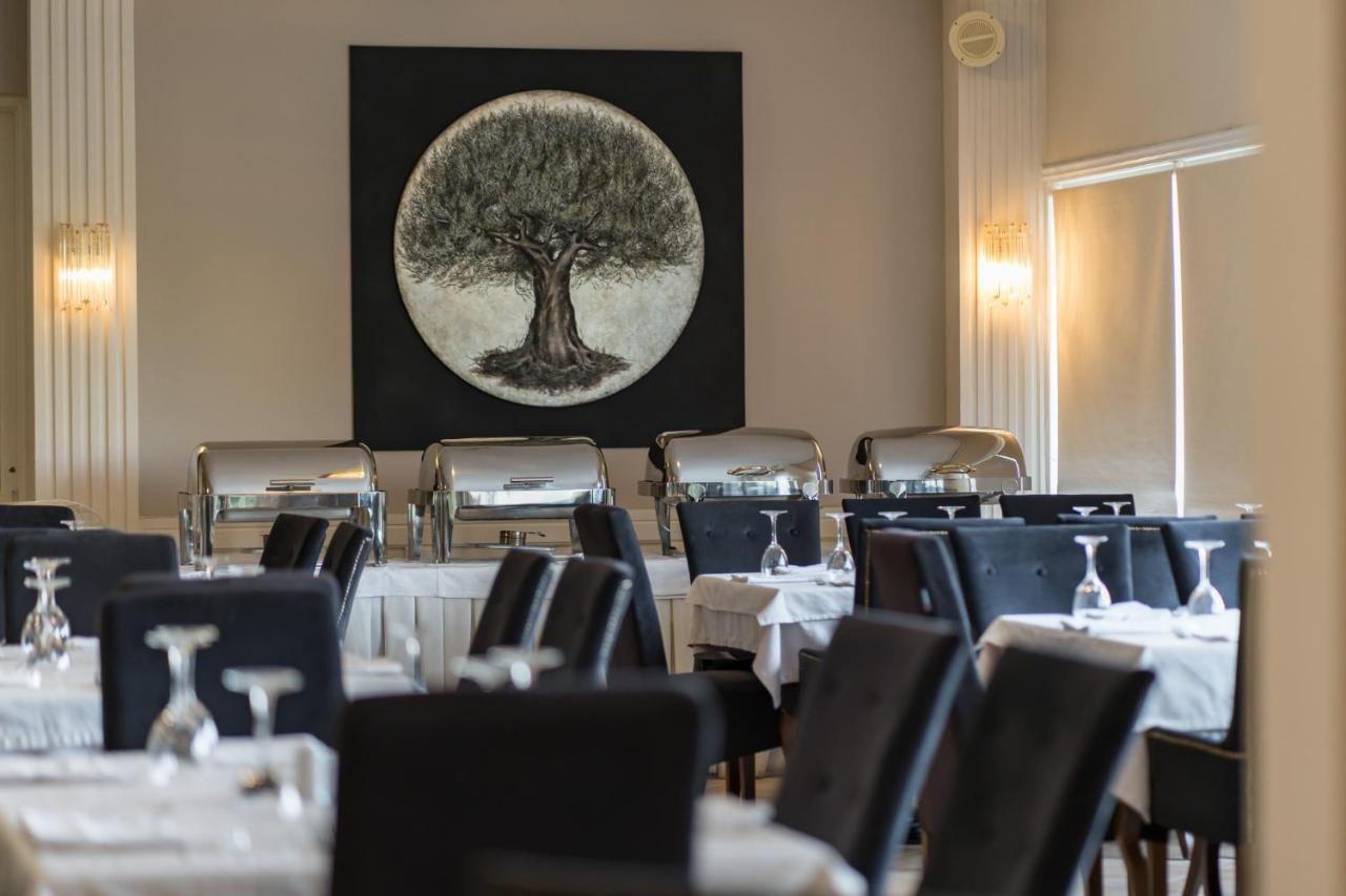Achillion Hotel Tríkala エクステリア 写真